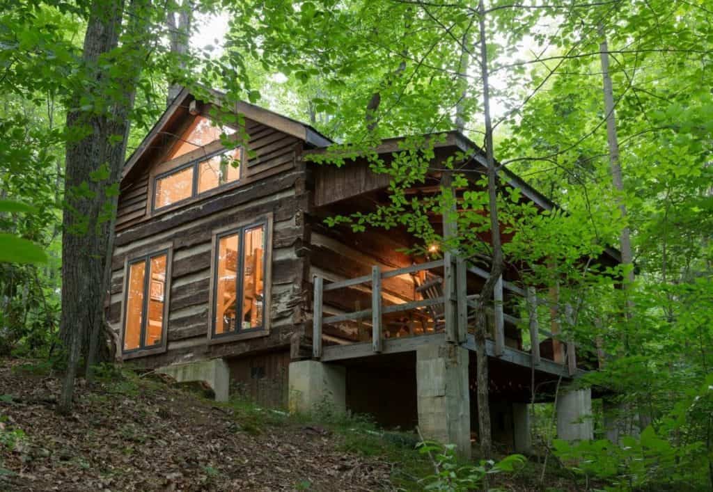 Best romantic getaways with ocean views and private balconies
