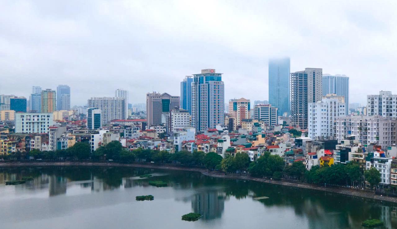 Price comparison of luxury apartments including utilities and parking fees
